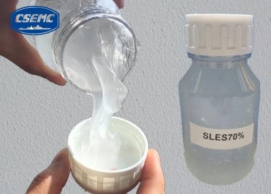 China Kosmetisch van de het Sulfaatcapillair-actieve stof van de Natrium Lauryl Ether Agenten 68585-34-2 SLES AES 70 BEREIK leverancier